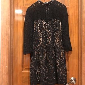Black bodycon lace dress